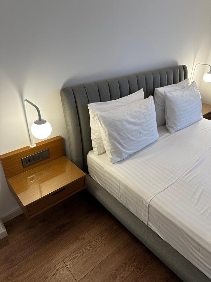 Rustemi Aparthotel Саранде Екстериор снимка